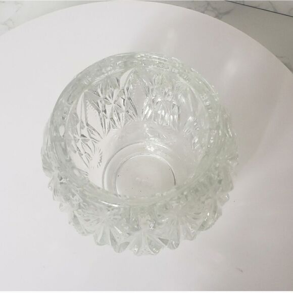 VINTAGE AVON Diamond Cut Crystal Clear Glass Bowl Decor Candle Dish - Picture 2 of 7